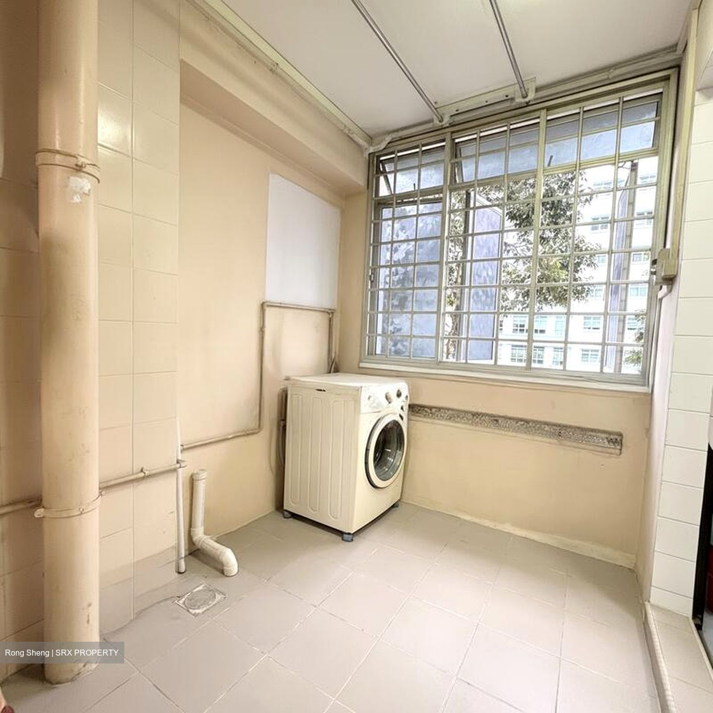 Blk 162 Yung Ping Road (Jurong West), HDB Executive #520860311